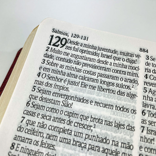 Foto Bíblia de Estudo King James Atualizada | Hipergigante | Capa Dura Tradicional