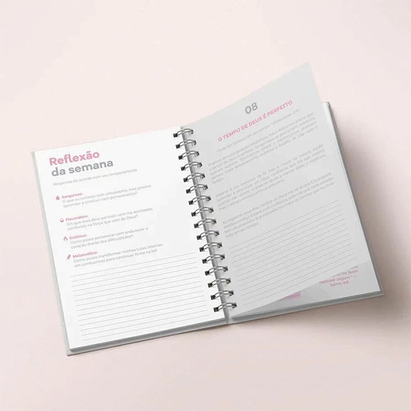 Foto Planner Devocional Dos 4 Temperamentos | Capa Dura Flores