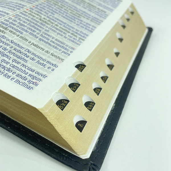 Foto Bíblia Sagrada Letra Hipergigante RC Harpa E Corinhos Capa Luxo Preta