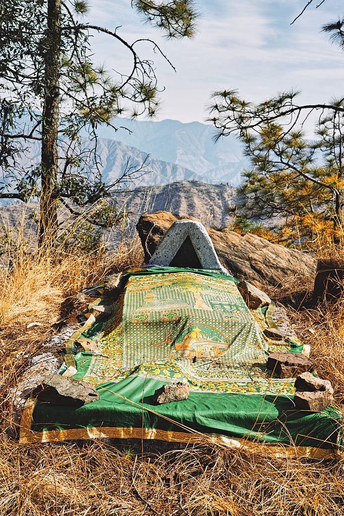 Baba Mir Ali Shah Dargah on the trail