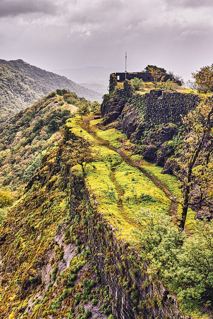 Monsoons is the best time to visit Karnala fort