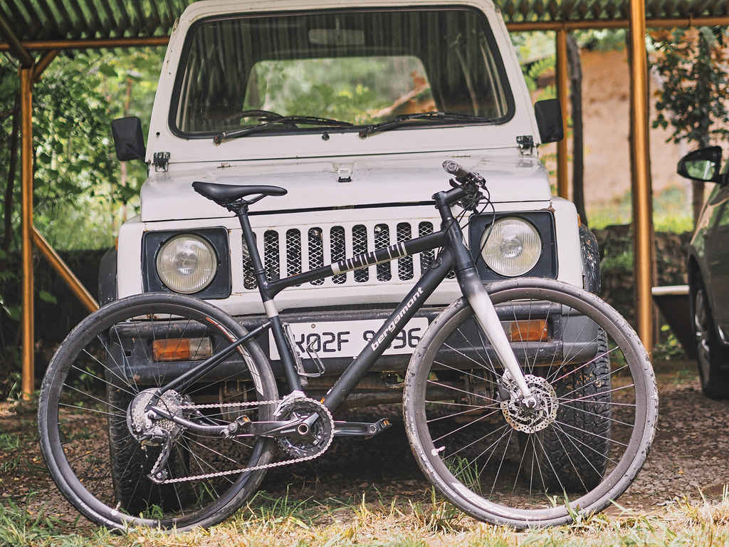 Bergamont Sweep 4 (2018) bicycle review - Narrowing it down to one bicycle when you've owned 5 is a difficult chore. One 4wd one bicycle!