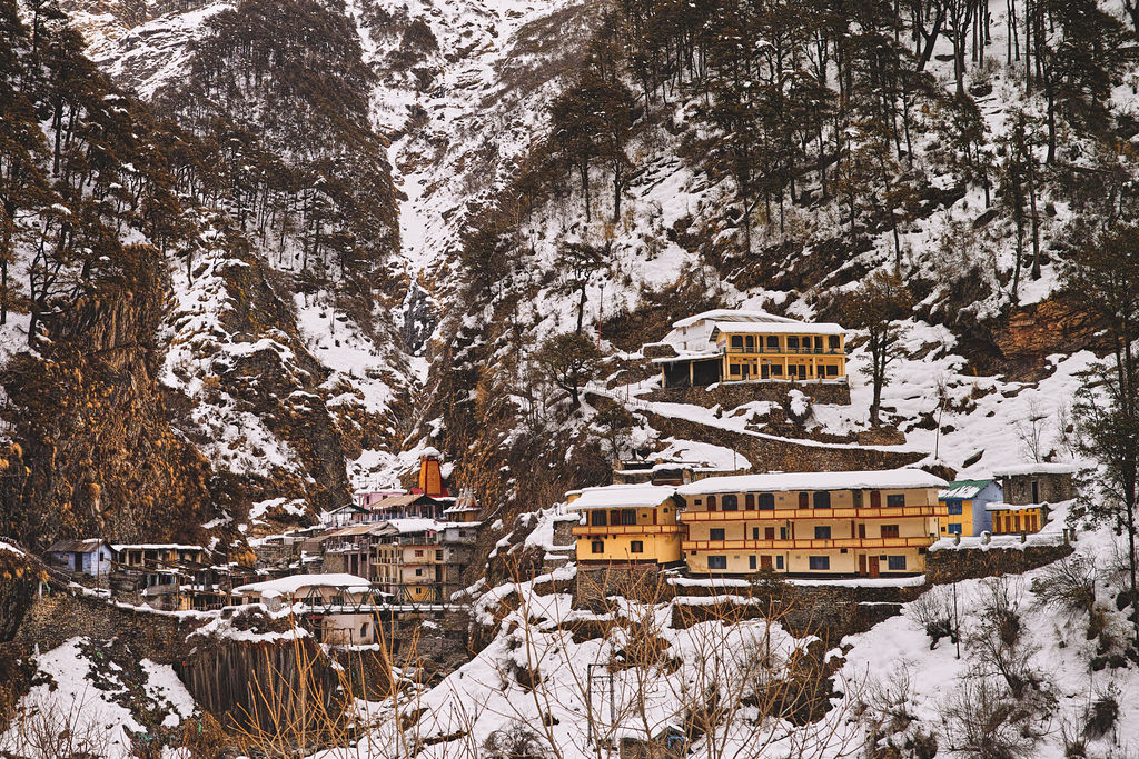 Yamunotri Dham (Uttarakhand) in winter