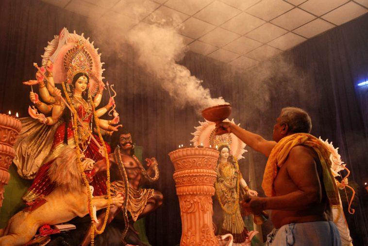 The Story of the beginning of Durga Puja in West Bengal