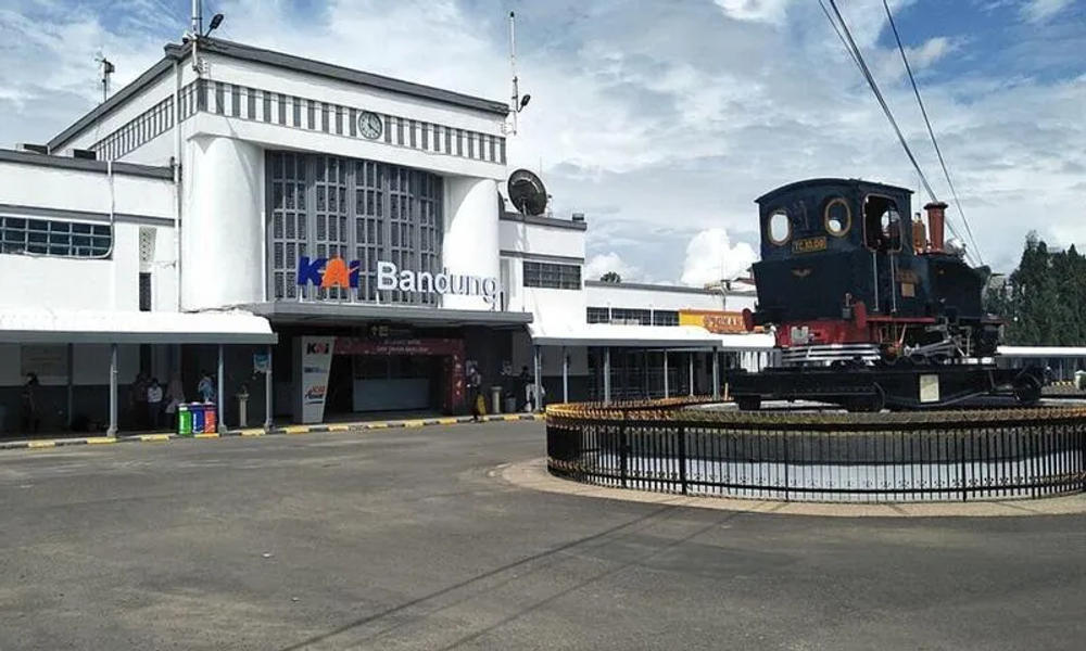 Rental Mobil Dekat Stasiun Bandung
