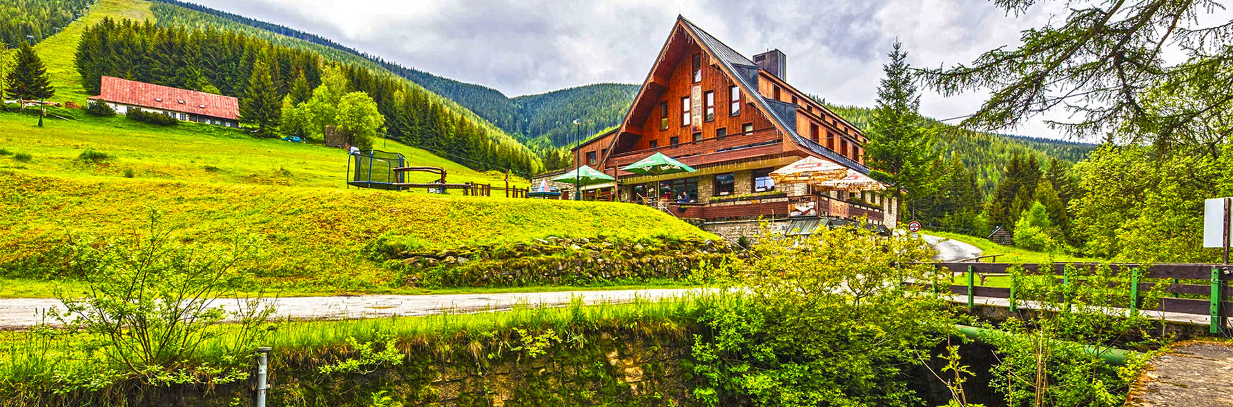 Active relaxation stay in Špindlerův Mlýn for couples and families