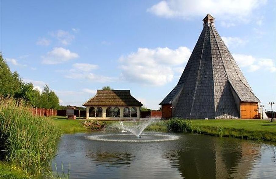 Wigvam resort in Němčice near Kolín