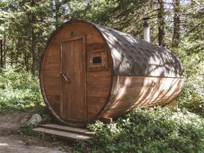 Wellnessaufenthalt im Holzfass (2 Nächte)