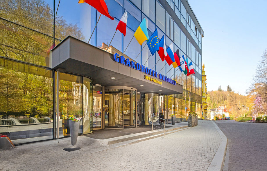 Pobyt Wellness w Grandhotelu Nabokov w Mariańskich Łaźniach: obiadokolacja, wellness i zabiegi