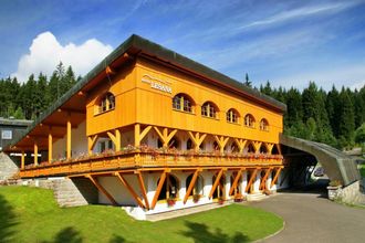 Hotel LESANA