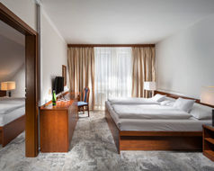 Pinia Hotel & Resort