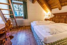 Rifugio Lago Nambinov