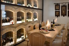 Zámek Wichterle - Hotel a pivní lázně