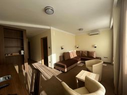 Nereus Park Hotel