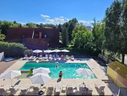 Colors Holiday Hotel