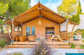 Punta Falconera camping & village