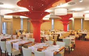 AQUAPALACE Hotel Prague