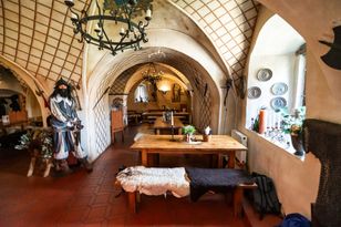 Zážitkový pobyt na hradě s čtyřchodovou degustační večeří (2 - 7 nocí)