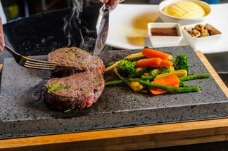 Barbecue on lava rocks (2 nights)