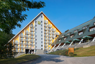 Pinia Hotel & Resort