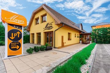 Hotel Mayer