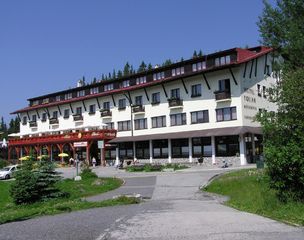 Hotel TOLIAR