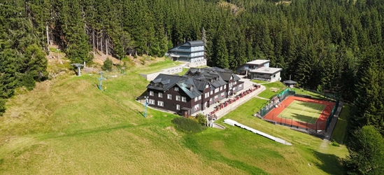 Active vacation at Hotel Bouda Máma: wellness, Sněžka beer and the Krkonoše Mountains within reach