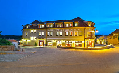 Hotel Hluboká nad Vltavou with a fairytale atmosphere: discover Hotel Záviš z Falkenštejn