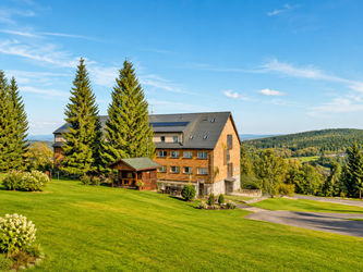 Hotel Churáňov Zadov: summer stay in the Bohemian Forest with views, hiking, cycling and wellness