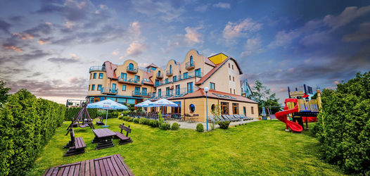 Hotel Panorama Spa Trzęsacz: relaxation by the Baltic Sea with wellness, swimming pool and sea view