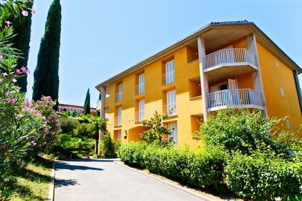 Nebengebäude - San Simon Resort