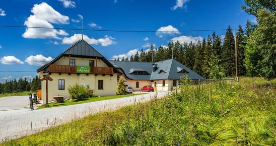 EA Mountain Hotel Hájenka