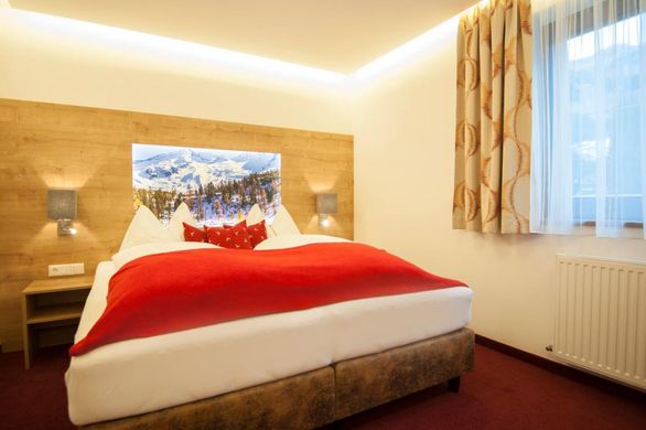 Landhaus & Appartementhaus Haussteiner