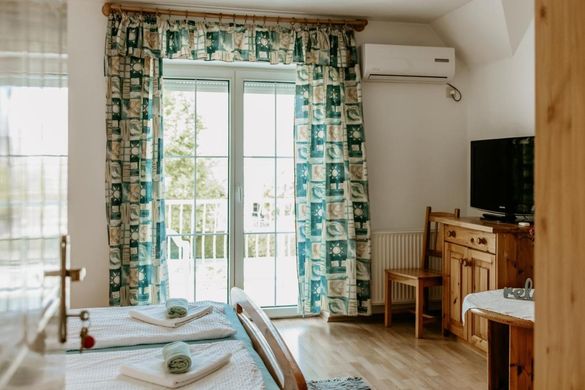 Kék Vendégház Family Resort