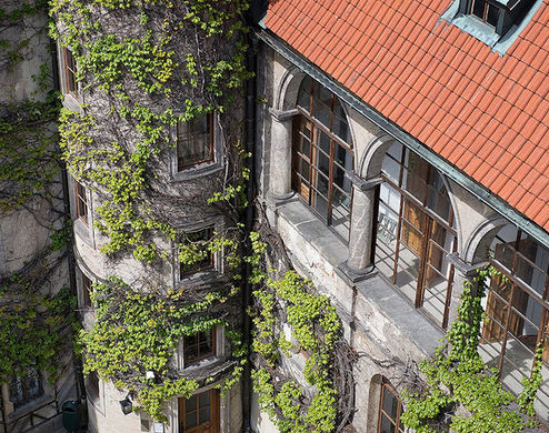 ZÁMECKÝ HOTEL HRUBÁ SKÁLA