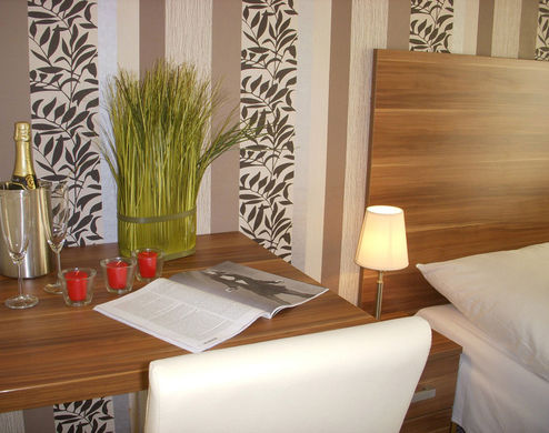 Pension FAMI - Retro Design