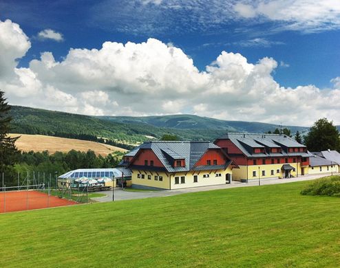 Amenity Hotel a Resort