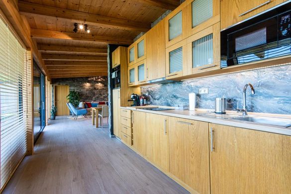 Resort MARINA LIPTOV