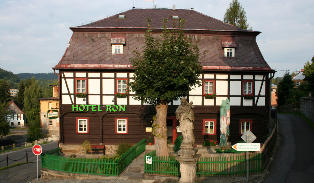 Hotel RON