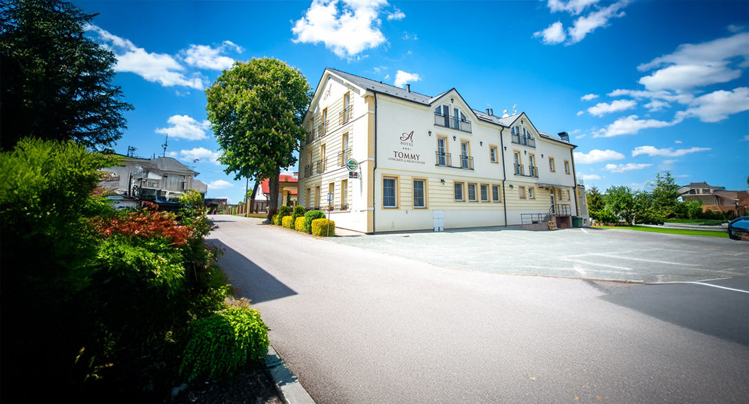 Pobyt u Adršpašských skal s wellness a snídaní v Hotelu Tommy