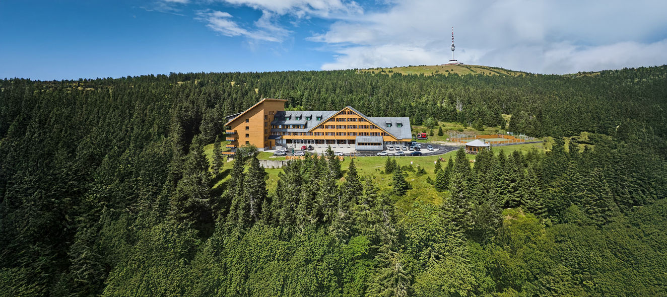 Hotel Petrovy Kameny: Přírodní klenot v srdci Jeseníků