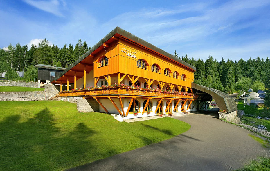 Ubytování ve Špindlerově Mlýně s polopenzí a wellness v oblíbeném hotelu Lesana