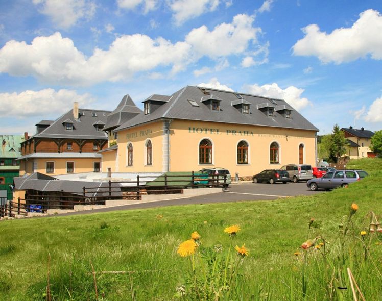 Hotel PRAHA Boží Dar
