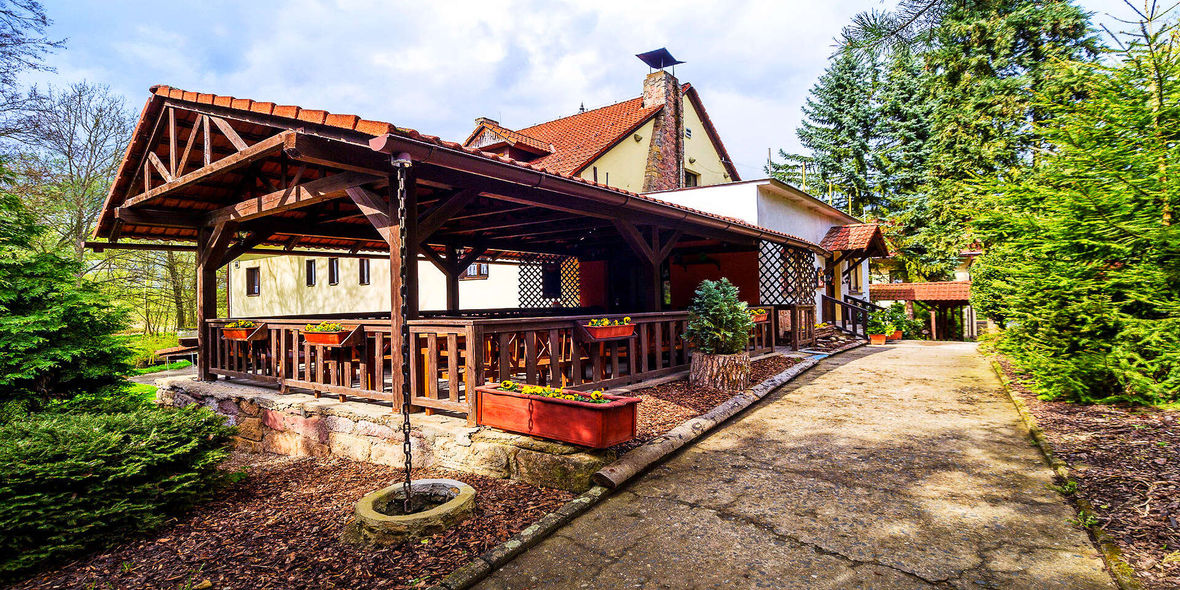 Hotel PROSTŘEDNÍ MLÝN