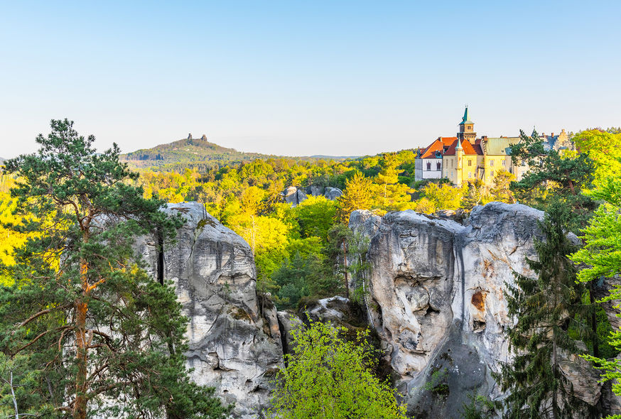 ZÁMECKÝ HOTEL HRUBÁ SKÁLA
