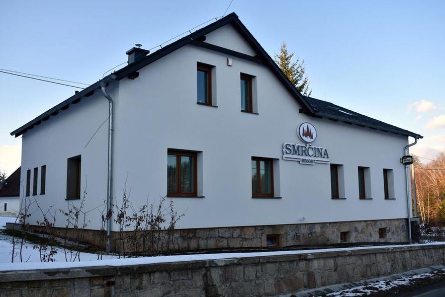 SMRČINA RESORT