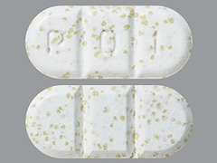 Esto es un Tableta LP blanco oblongo imprimido con P 0 1 en la parte delantera, nada en la parte posterior, y es fabricado por SOLCO HEALTHCAR.