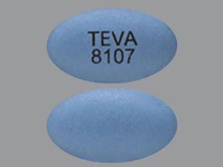 Esto es un Tableta imprimido con TEVA  8107 en la parte delantera, nada en la parte posterior, y es fabricado por None.