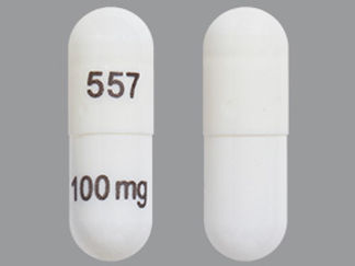 Esto es un Cápsula imprimido con 557 en la parte delantera, 100mg en la parte posterior, y es fabricado por None.