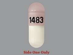 Esto es un Cápsula rosado oblongo imprimido con 1483 en la parte delantera, nada en la parte posterior, y es fabricado por ZYDUS PHARMACEU.